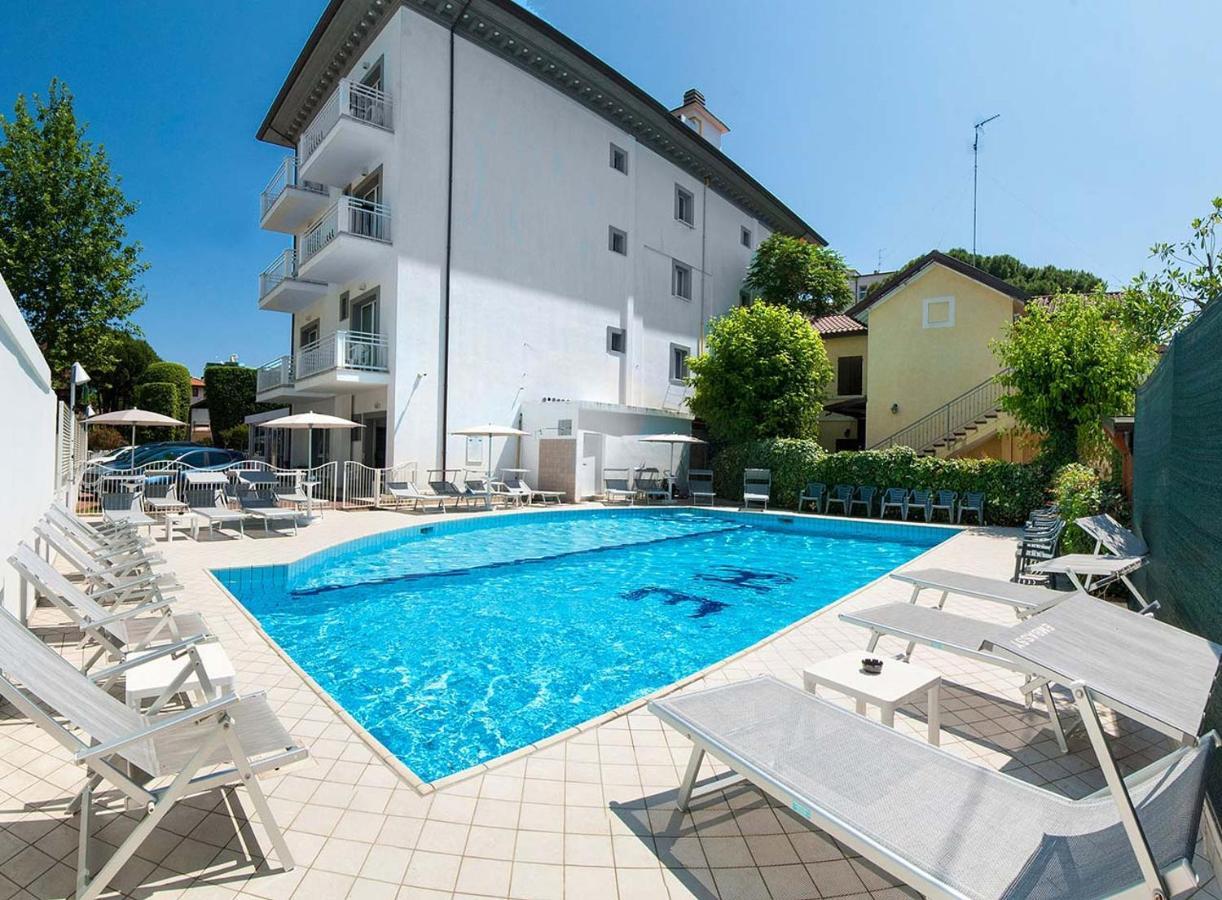 Embassy Otel